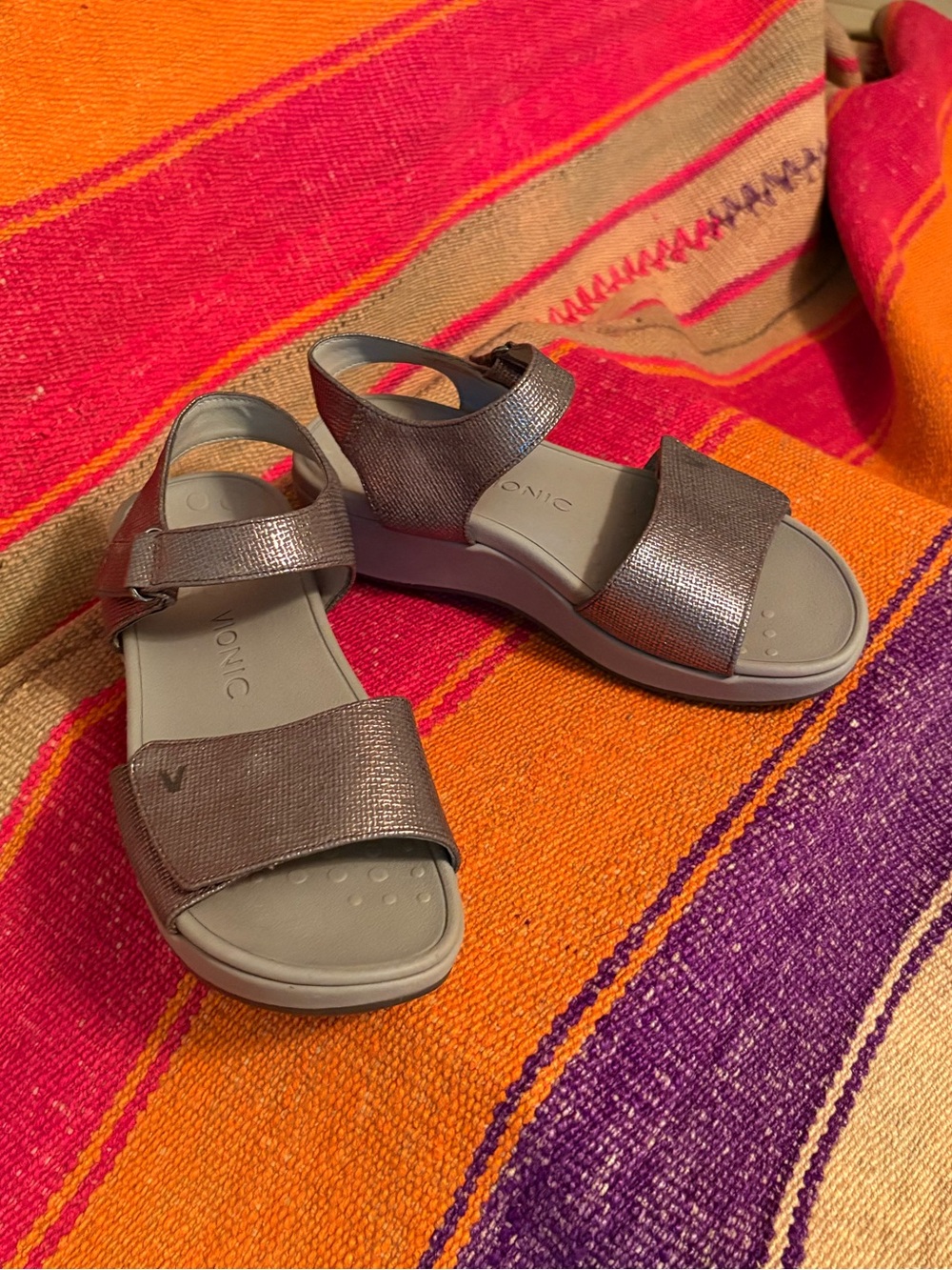 Vionic Women's Shimmery Open-Toe Comfort Sandals